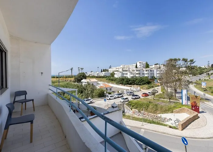 Ocean Side Retreat *